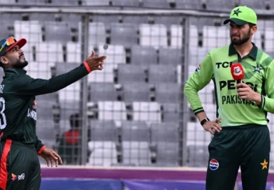 পাকিস্তানের বিপক্ষে টস জিতে প্রথমে ফিল্ডিংয়ে বাংলাদেশ